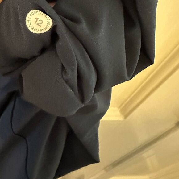 Lululemon Wanderer Culotte True Navy 12 - Picture 5 of 10